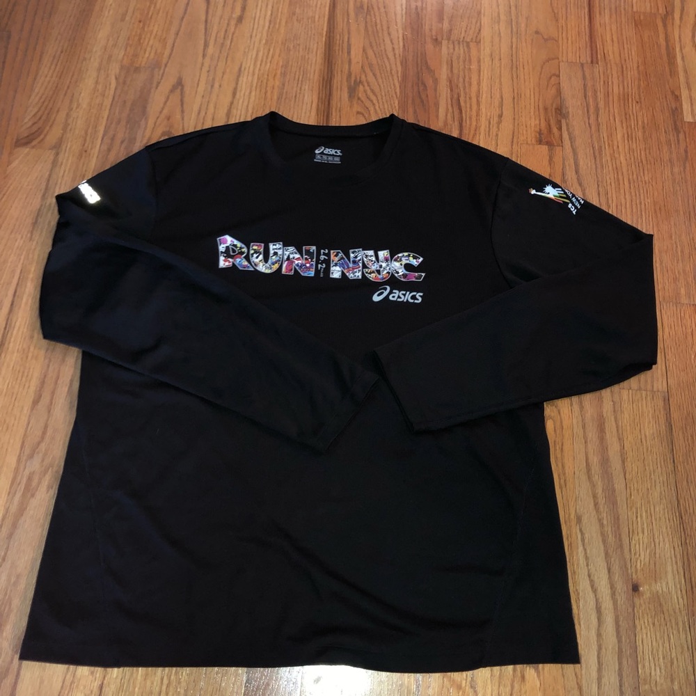 Black athletic long sleeve for men
